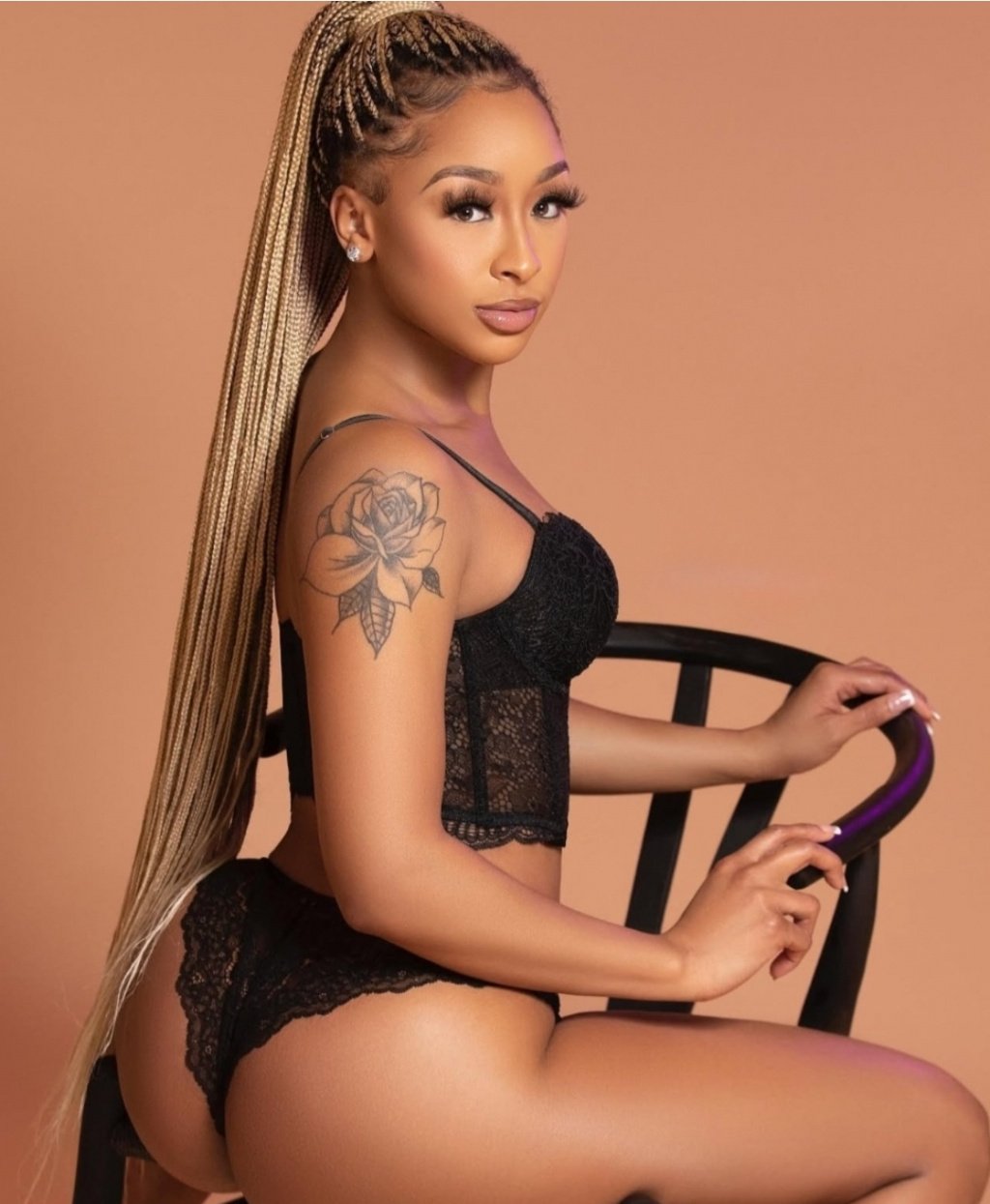 Тина: проститутки индивидуалки в Ярославле